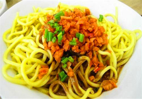 蔡明伟热干面加盟