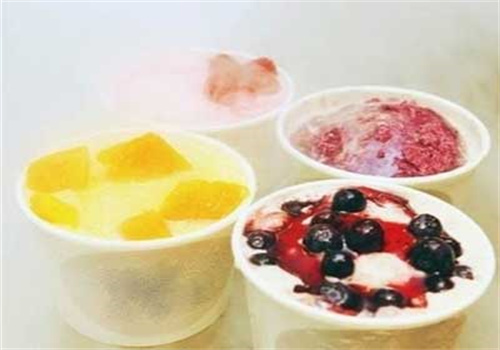 液氮冰淇淋 液氮冰淇淋