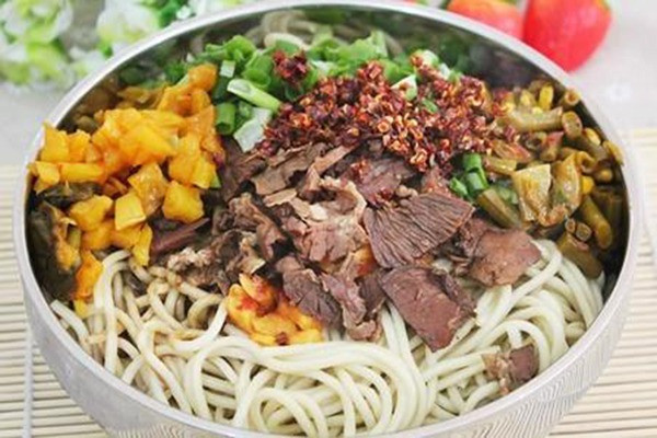 兴隆热干面 兴隆热干面
