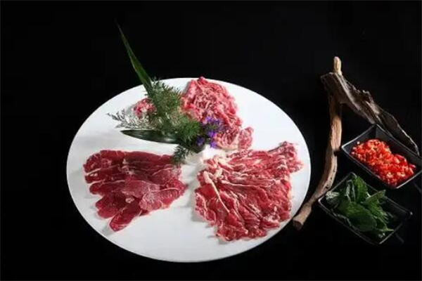 老潮汕牛肉火锅文化馆 老潮汕牛肉火锅文化馆