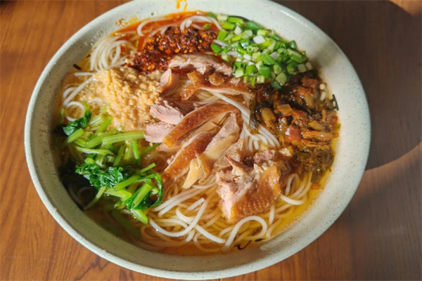 竹园卤鸡米线 竹园卤鸡米线
